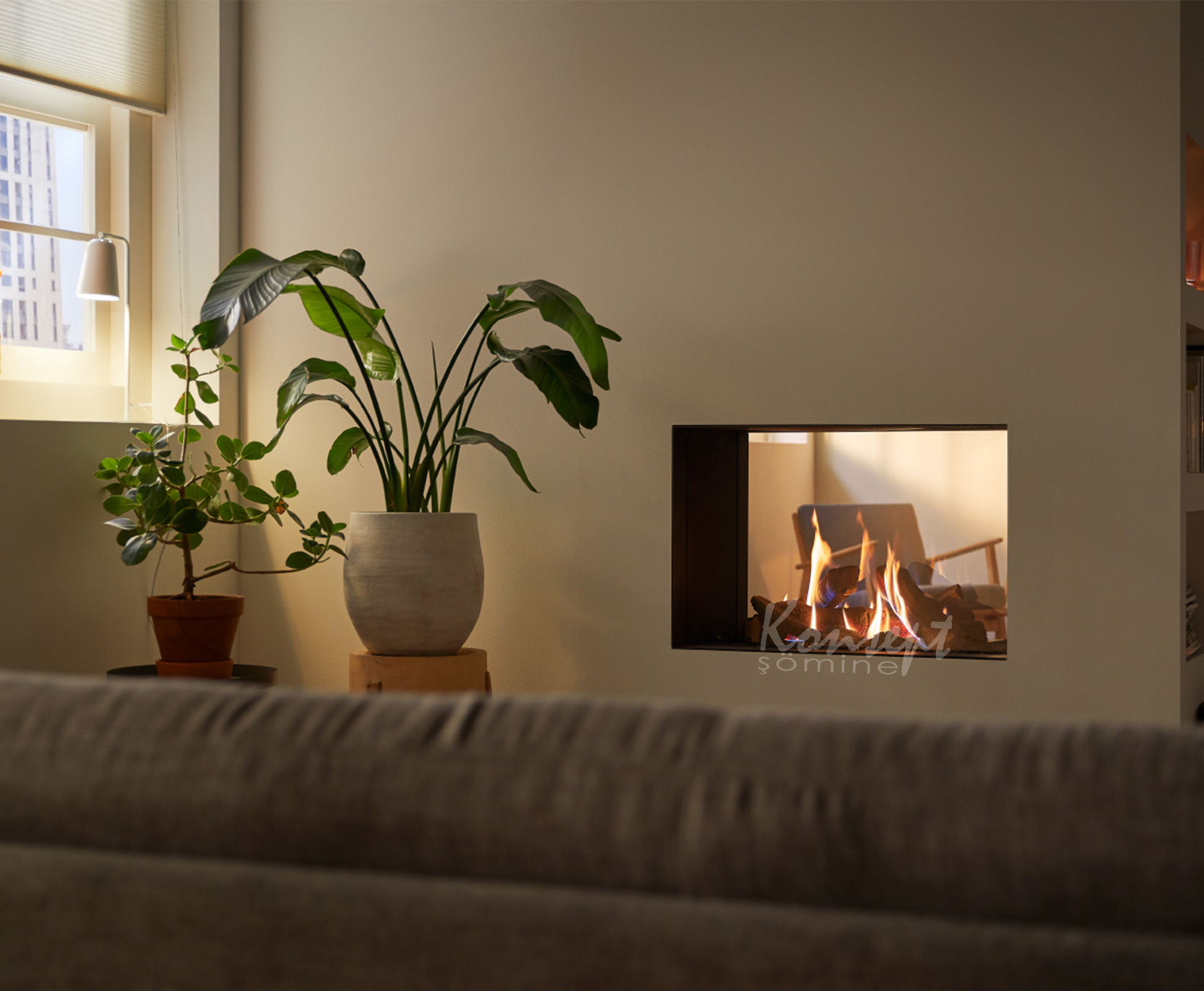 Natural gas double sided fireplace 05
