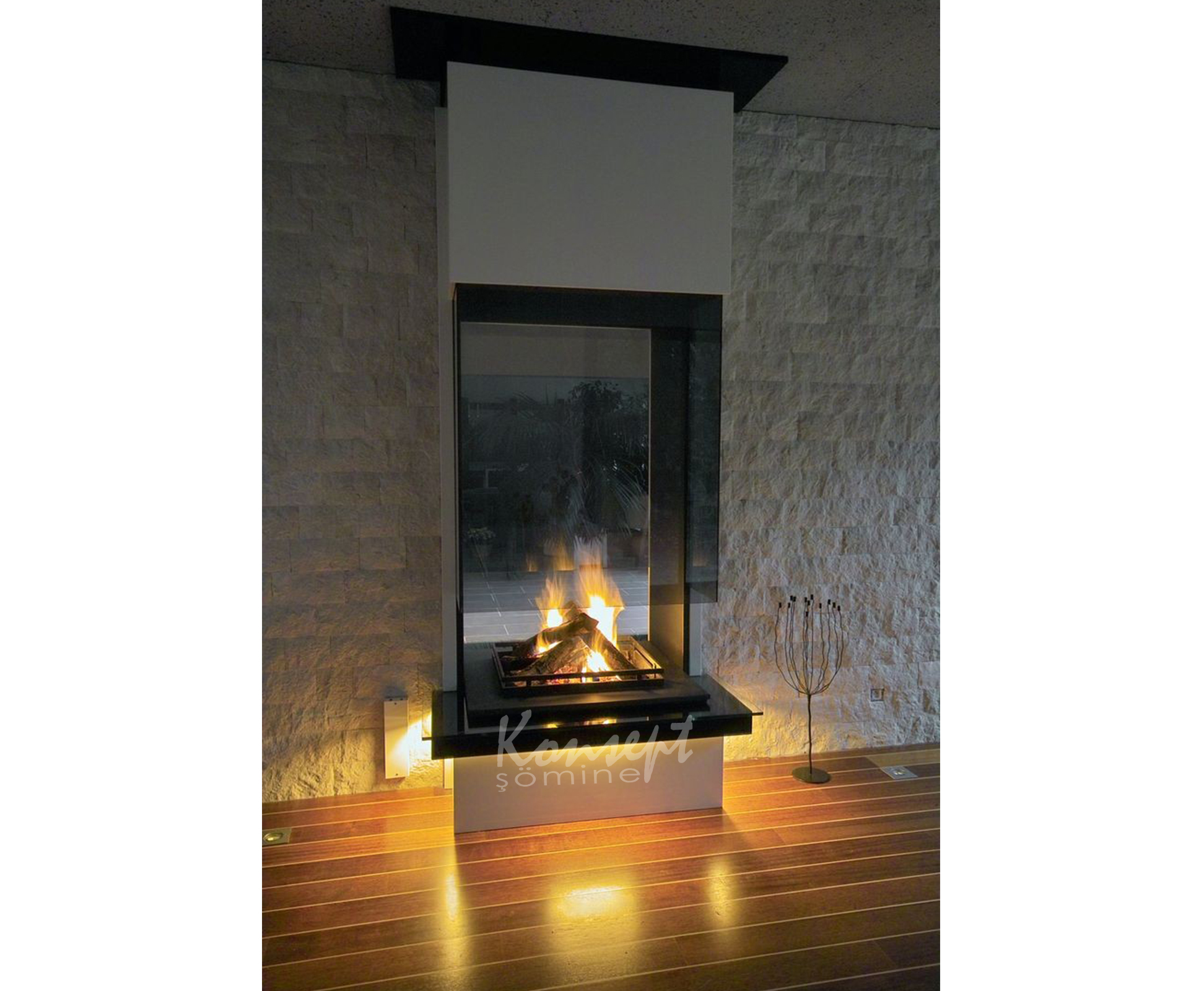 Middle Fireplace 28