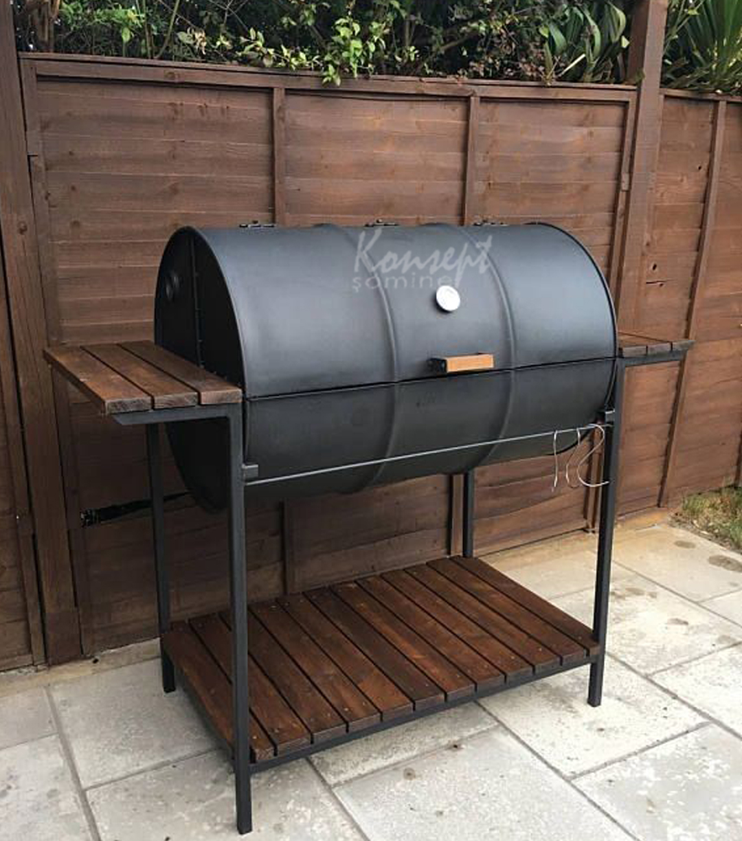 Metal BBQ 53