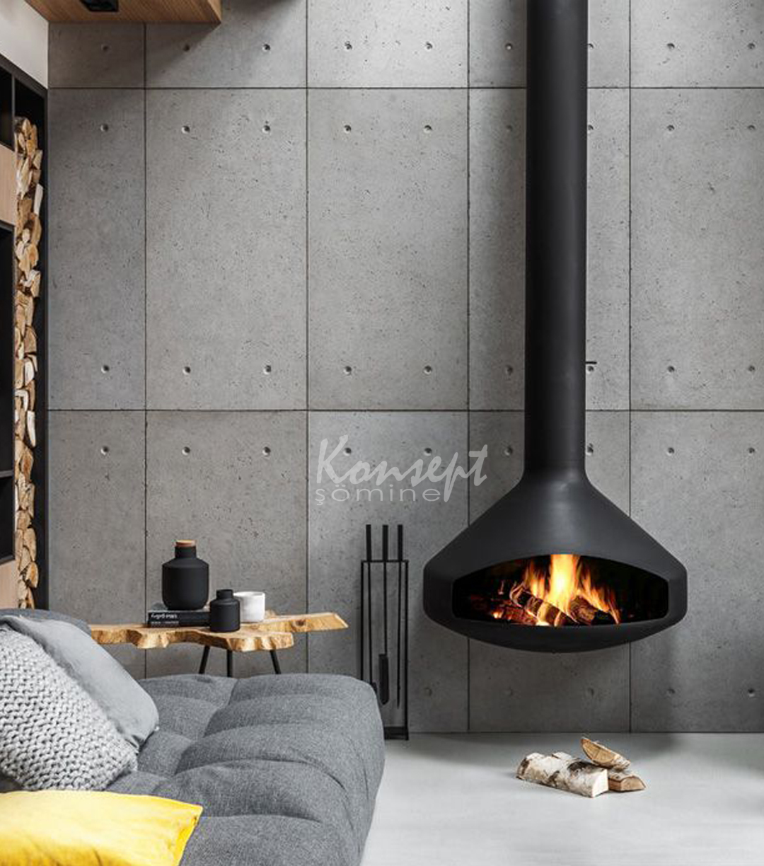 Middle Fireplace 92